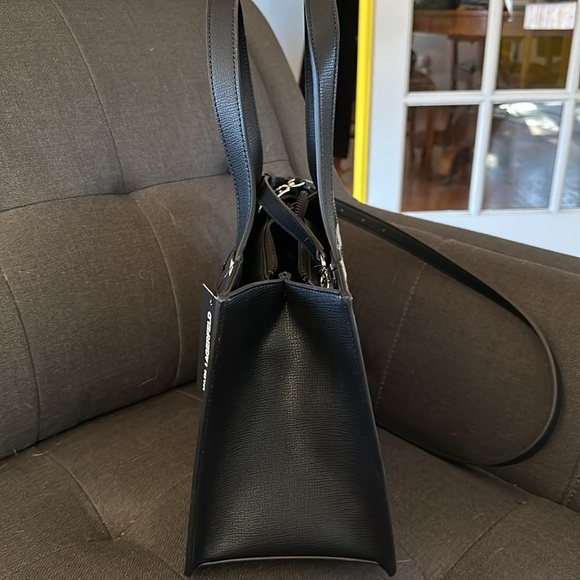 Karl Lagerfeld Paris Small Tote w/Crossbody/Shoulder Strap - Picture 4 of 12